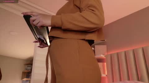     online show from 09/11/25, 12:05