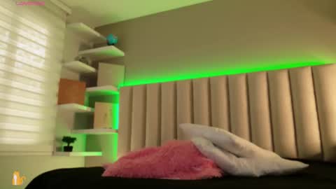     online show from 09/16/25, 12:06