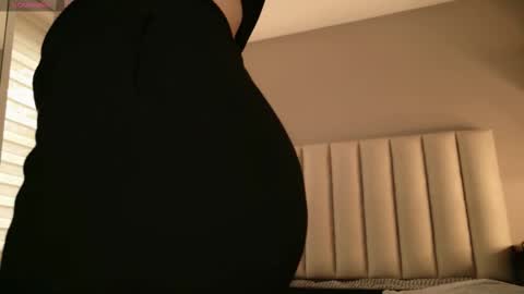     online show from 10/01/25, 12:11