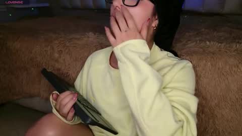     online show from 12/20/25, 12:01