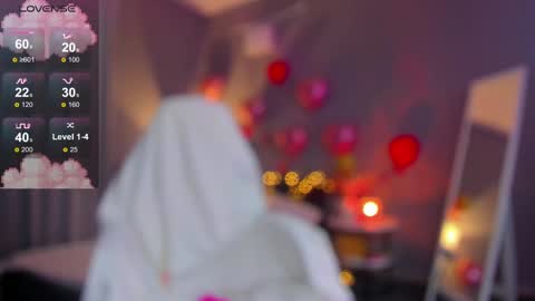 Megan Nelson online show from 02/19/25, 01:28