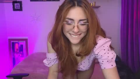 Snapshot of megan_ricci chatting on 10/03/25, 11:57 Laura online show from 10/03/25, 11:57