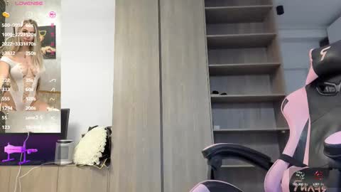 Megan online show from 10/05/25, 05:06