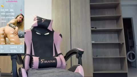 Megan online show from 10/13/25, 06:02