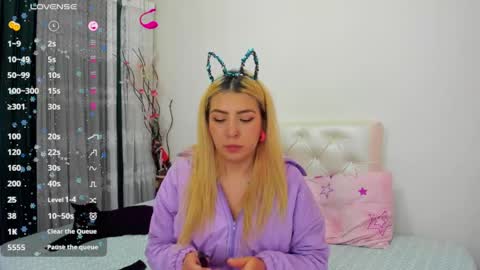 Snapshot of megan_sexrose chatting on 12/07/24, 02:53 Megan rose online show from 12/07/24, 02:53