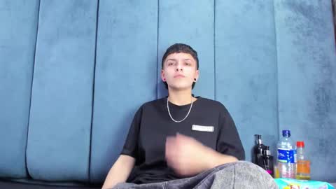 megan_thompsonn_ online show from 03/20/26, 02:16