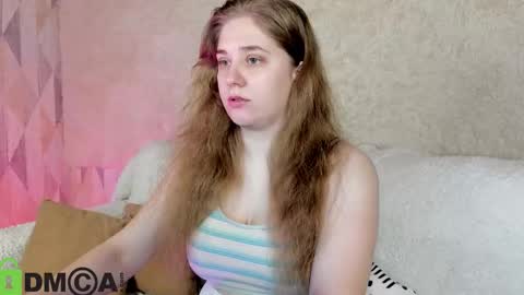 Megan Mon Fri  1600-2200pm Tue Wen Sat 0900-1600pm online show from 11/19/25, 05:24