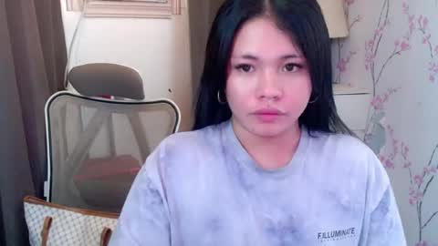 Snapshot of megan_younng chatting on 07/07/26, 11:03 MEGAN online show from 07/07/26, 11:03