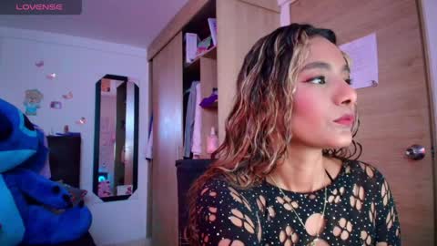 M E G A N   online show from 04/08/26, 09:48