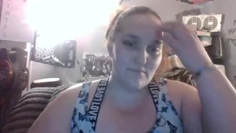 Snapshot of megancasares157 chatting on 01/19/26, 03:05 SexyDirtyBitch online show from 01/19/26, 03:05