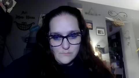 Snapshot of megancasares157 chatting on 02/27/26, 04:45 SexyDirtyBitch online show from 02/27/26, 04:45