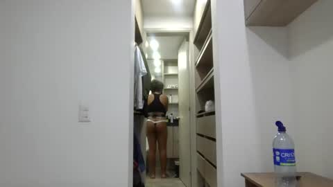 Snapshot of meganhotxx2 chatting on 06/13/26, 01:25 megan online show from 06/13/26, 01:25