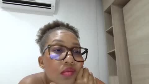 Snapshot of meganhotxx2 chatting on 06/26/26, 02:49 megan online show from 06/26/26, 02:49