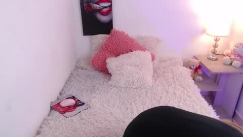 MEGAN online show from 10/02/25, 11:34