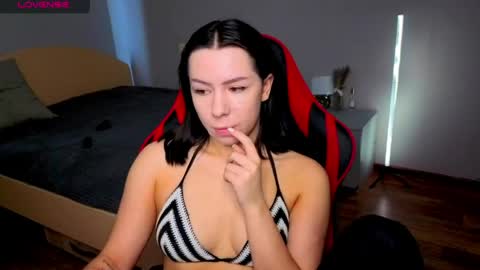Snapshot of meganluss chatting on 05/12/26, 03:25 meganluss online show from 05/12/26, 03:25