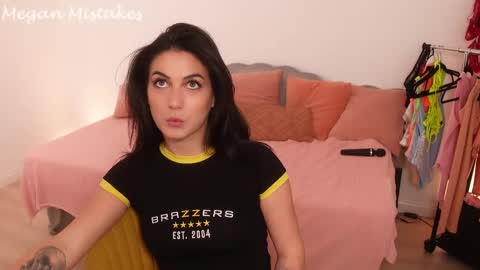 Snapshot of meganmistakes chatting on 12/31/24, 09:39 Megan Mistakes online show from 12/31/24, 09:39