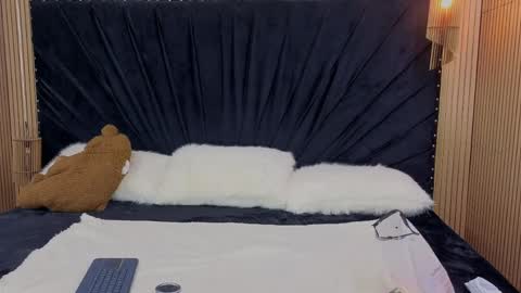 Megan online show from 04/20/26, 01:25