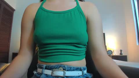 Snapshot of meganqueen2 chatting on 06/20/26, 12:08 Megan Queen online show from 06/20/26, 12:08