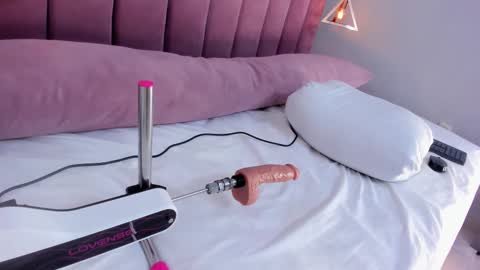 Megan  online show from 02/10/25, 10:51