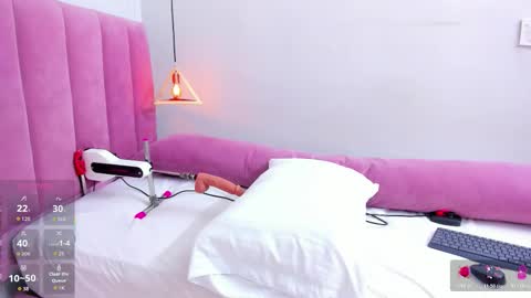 Megan  online show from 10/17/25, 07:27