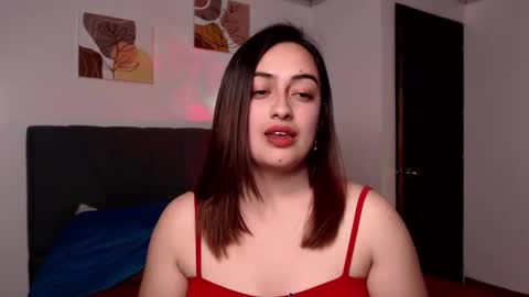 Snapshot of megansnow_ chatting on 10/15/25, 02:33 MEGAN online show from 10/15/25, 02:33