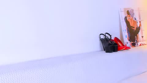 Megan online show from 11/08/25, 06:51