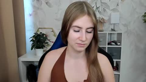 Megan online show from 10/12/25, 11:09