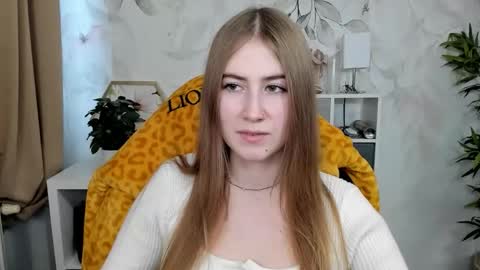 Megan online show from 11/17/25, 01:39