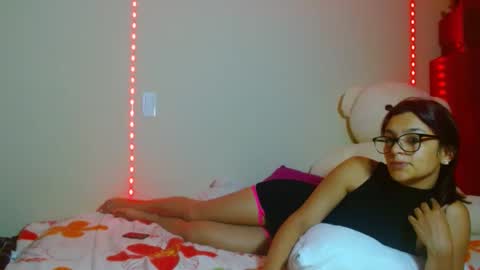 Snapshot of meganxox25 chatting on 09/30/25, 02:27 meganxox25 online show from 09/30/25, 02:27