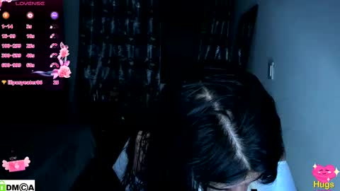 Snapshot of meganxue18 chatting on 09/13/25, 11:48 Megan Xue online show from 09/13/25, 11:48