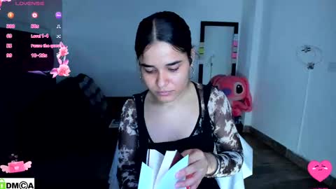 Snapshot of meganxue18 chatting on 09/29/25, 10:58 Megan Xue online show from 09/29/25, 10:58