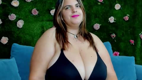 megatitts_ online show from 10/06/25, 07:11