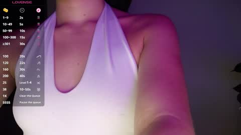 Snapshot of meggan_foxxy chatting on 05/23/26, 02:39 meggan_foxxy online show from 05/23/26, 02:39