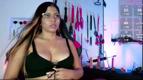 Snapshot of meggan_greey chatting on 01/21/25, 10:08 Your best slave  online show from 01/21/25, 10:08