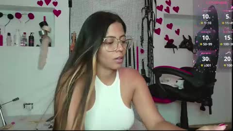 Snapshot of meggan_greey chatting on 03/11/25, 09:48 Your best slave  online show from 03/11/25, 09:48