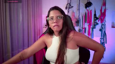 Snapshot of meggan_greey chatting on 09/09/25, 09:14 Your best slave  online show from 09/09/25, 09:14