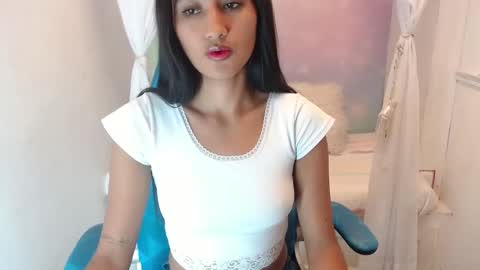 M E G A N N online show from 12/03/25, 11:52