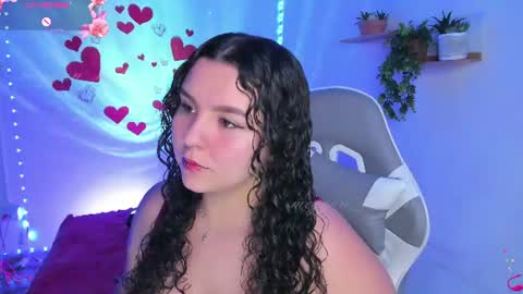 Snapshot of meggan_millerr chatting on 07/31/26, 12:43 online show from 07/31/26, 12:43