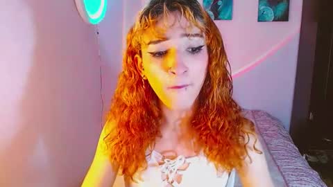 Snapshot of meghan_devil_ chatting on 09/23/25, 04:37 meghan_devil_ online show from 09/23/25, 04:37
