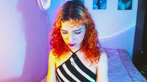Snapshot of meghan_devil_ chatting on 09/25/25, 10:02 meghan_devil_ online show from 09/25/25, 10:02