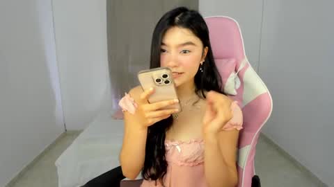 Meghan  online show from 04/24/26, 08:22