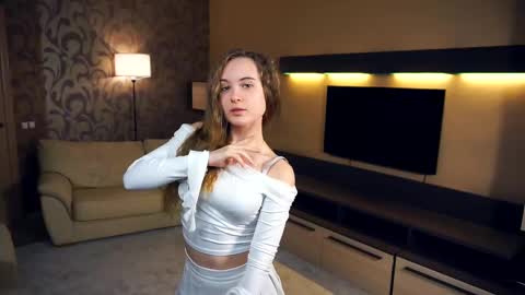 Snapshot of meghanantell chatting on 03/09/25, 07:45 Alberta   First stream 02252025 1230 UTC online show from 03/09/25, 07:45
