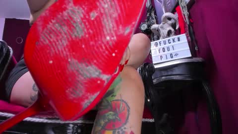 Goddess Sara online show from 11/04/25, 11:59