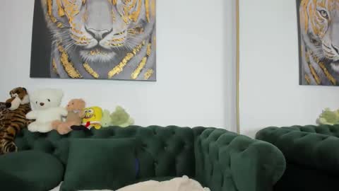 Snapshot of megpalmer chatting on 05/01/26, 10:09 megpalmer online show from 05/01/26, 10:09