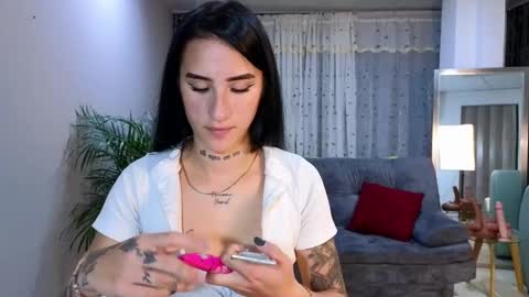 Mei online show from 02/10/25, 01:03