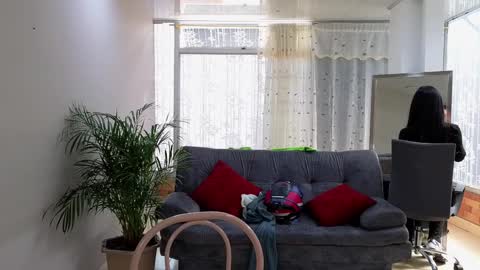 Mei online show from 02/15/25, 07:28