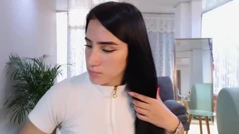 Mei online show from 03/09/25, 07:05