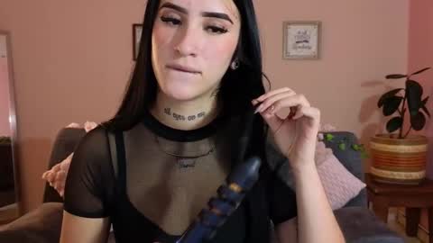 Mei online show from 10/16/25, 11:22