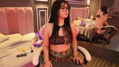 Snapshot of mekari_doll chatting on 05/03/26, 01:00 Mekari . online show from 05/03/26, 01:00