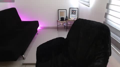 WETWATERMELL online show from 04/06/26, 10:00